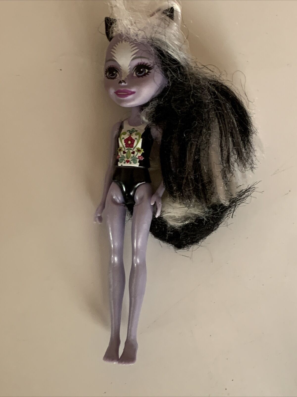 3x Mattel Monster High Skunk Girl 2013 Clawd Wolf  2010 Draculaura 2008 Figure