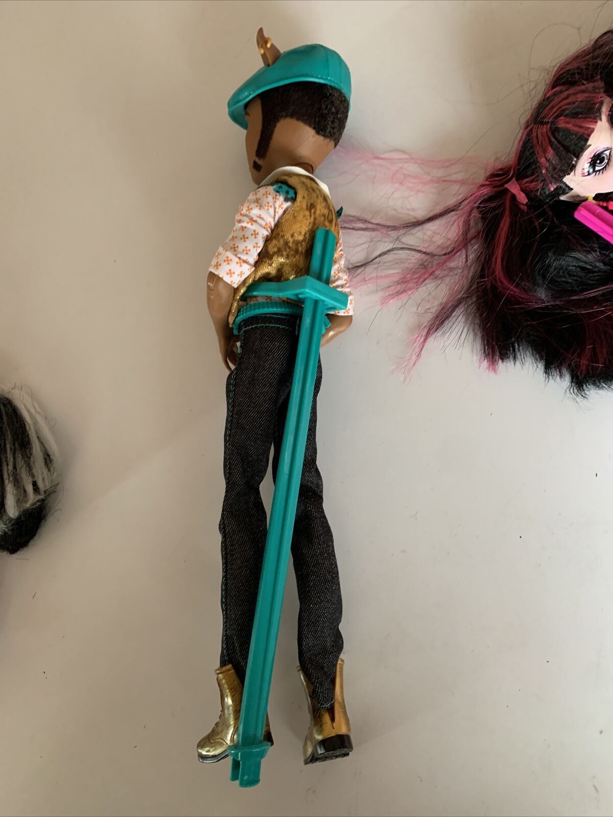 3x Mattel Monster High Skunk Girl 2013 Clawd Wolf  2010 Draculaura 2008 Figure