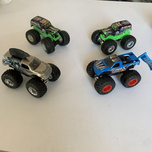 4x Mattel Hot Wheels Monster Trucks Grave Digger Mohawk Warrior
