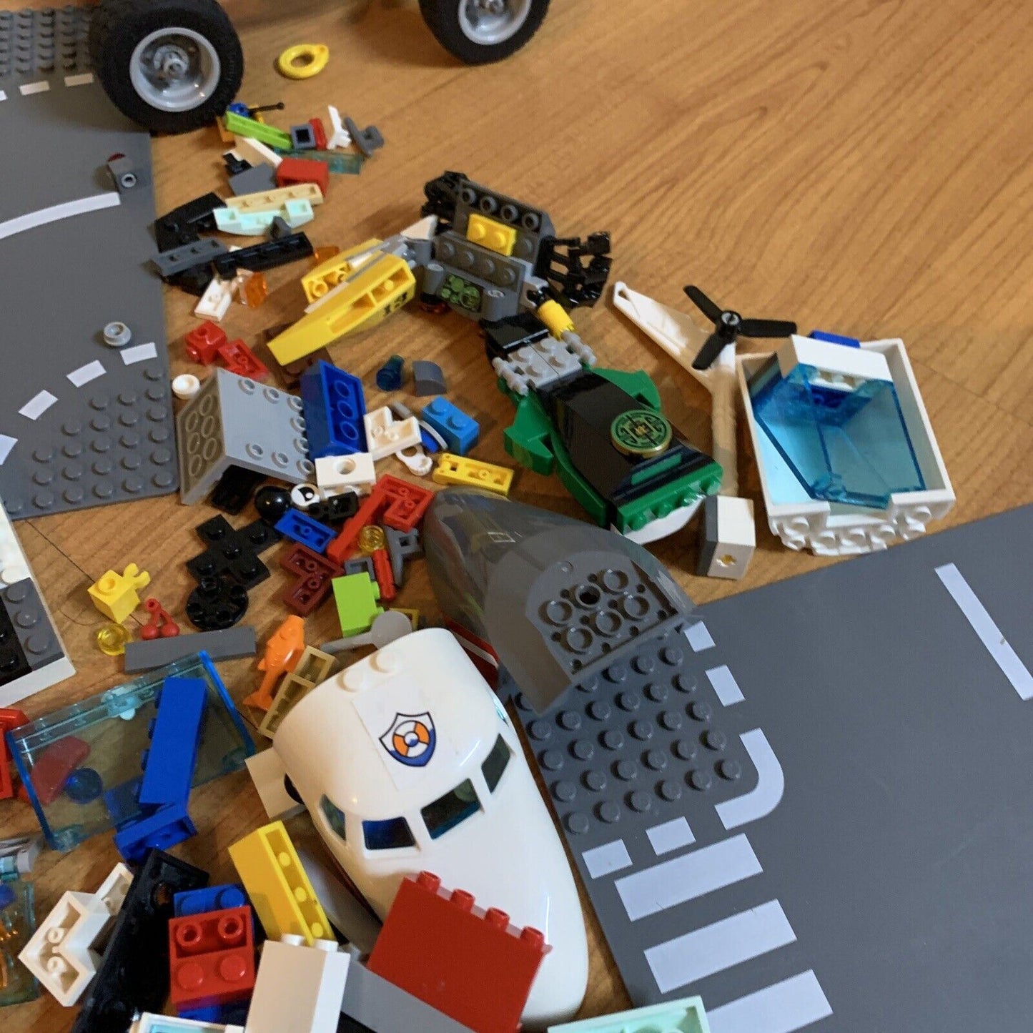 Lego Bulk Various Plane Car Wheels Road Streets Technic 2kg