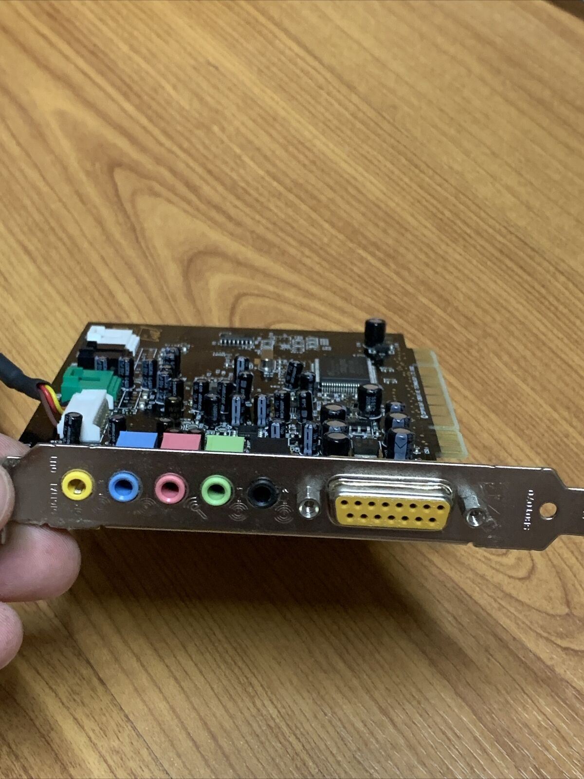 Creative Labs Sound Blaster Live! 5.1 PCI Sound Card SB0200 Gameport MIDI