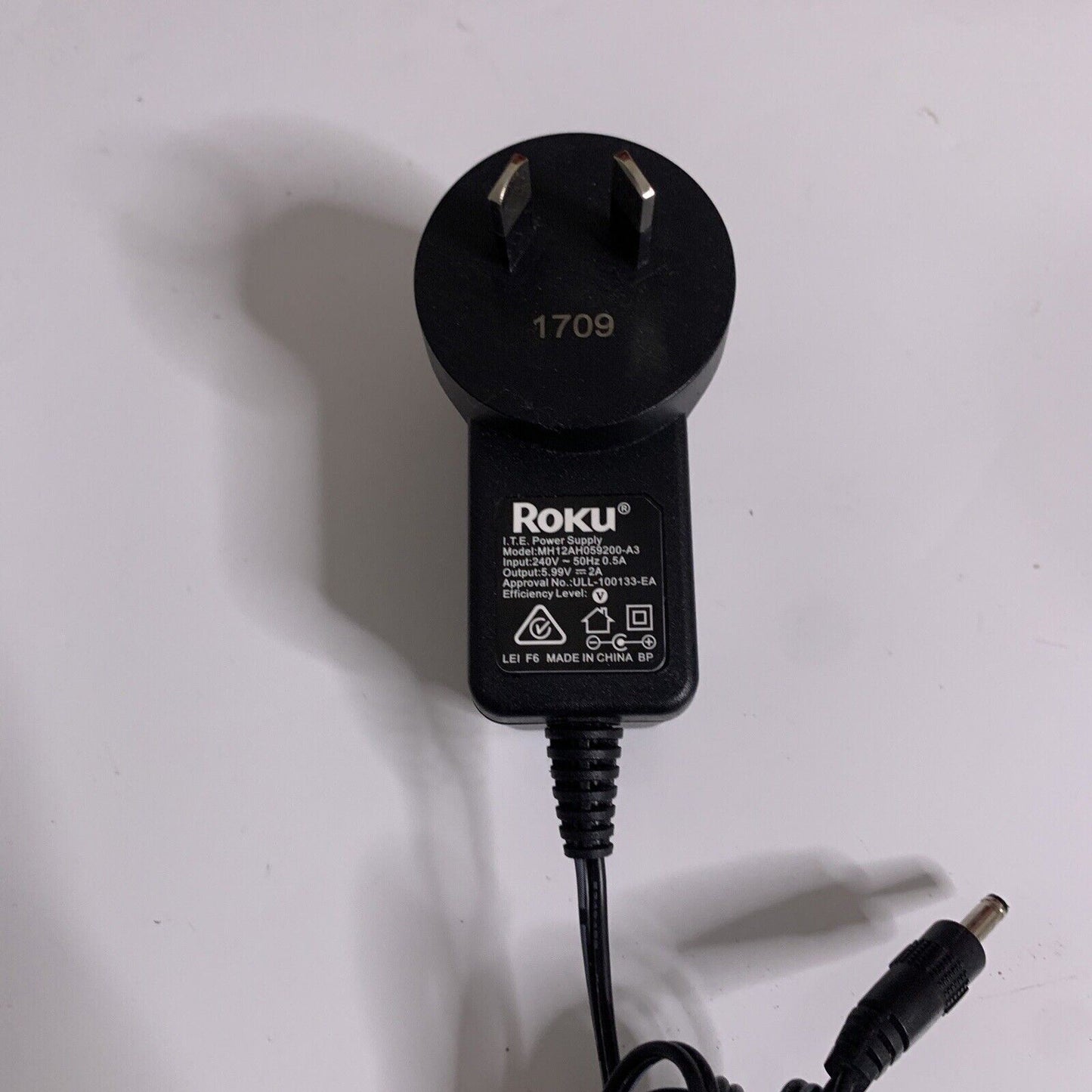 Genuine Roku AC Adapter MH12AH059200-A3 Power Supply 5.99V 2A