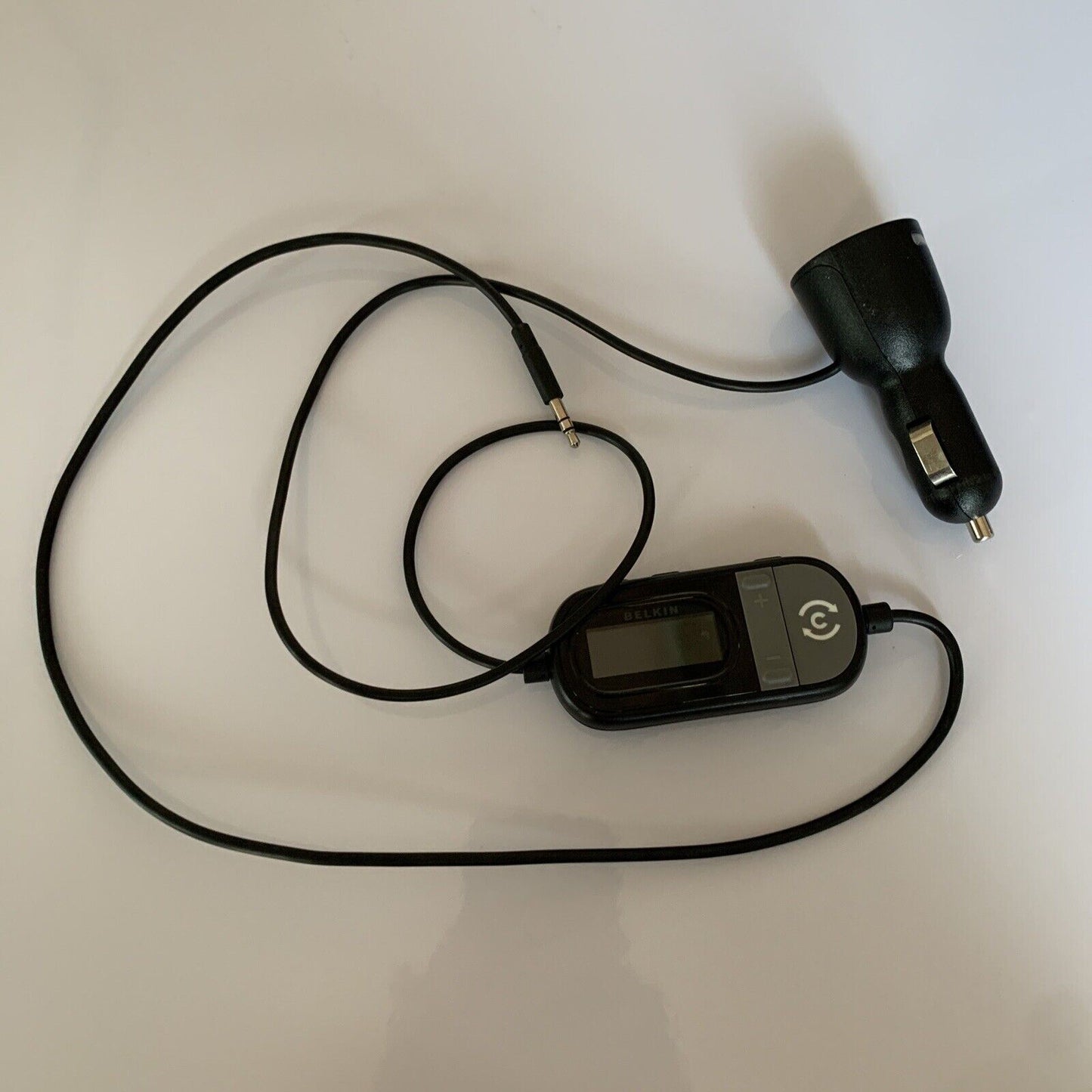 Belkin Tunecast Auto FM Transmitter 3.5mm Plug & USB Charging Port F8Z439-AU