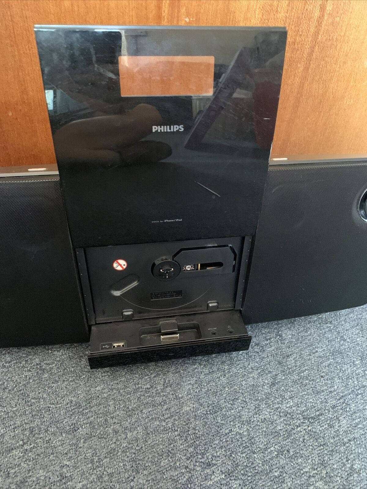 Philips DCM278/79 CD Player FM Radio iPod Alarm Clock Micro Hi-Fi System