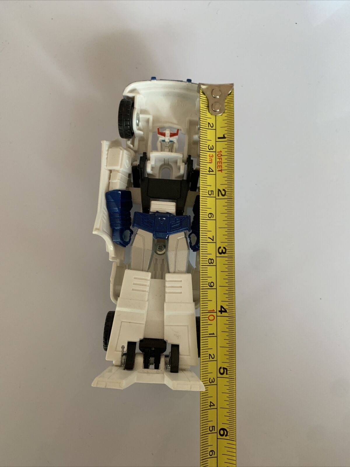 Autobot Jazz Hasbro Transformers Animated Deluxe 5"