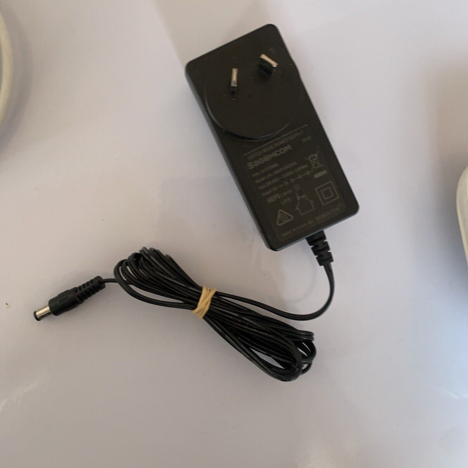 Huawei Home Gateway VoIP Wi-Fi Modem Router DN8245V – Retro Unit