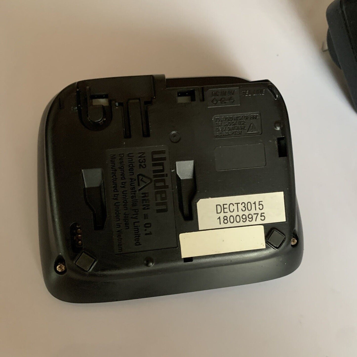 Uniden DECT3015 Base Charger & AC Adapter  AAD-041S 9V