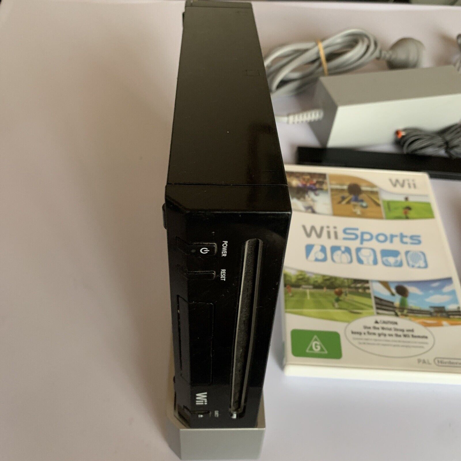 Nintendo Wii Console Black Bundle With Wii Sports – Retro Unit