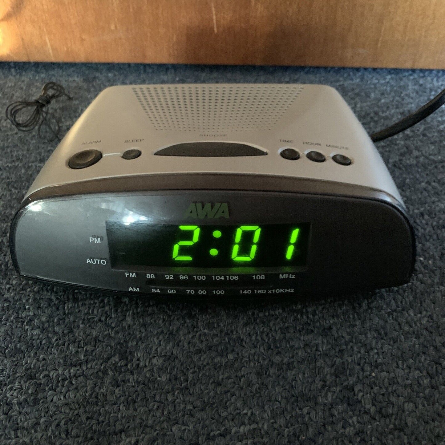 AWA AM/FM Alarm Clock Radio W9910G