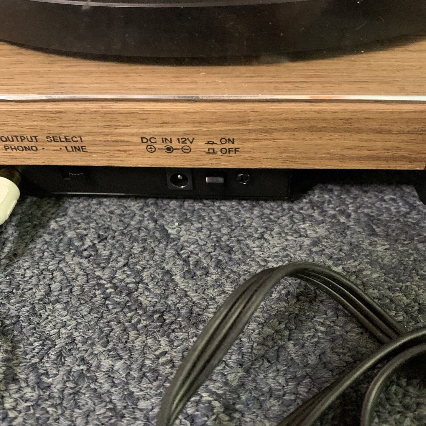 Audio Technica Belt Drive Turntable AT-LPW40WN *Requires Cartridge Replacement