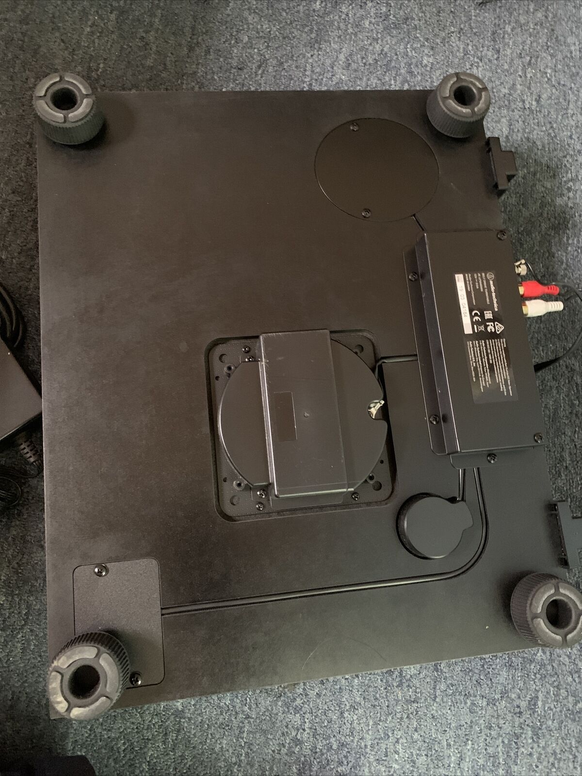 Audio Technica Belt Drive Turntable AT-LPW40WN *Requires Cartridge Replacement