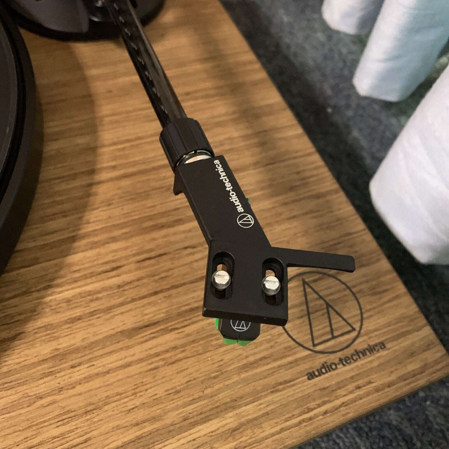 Audio Technica Belt Drive Turntable AT-LPW40WN *Requires Cartridge Replacement