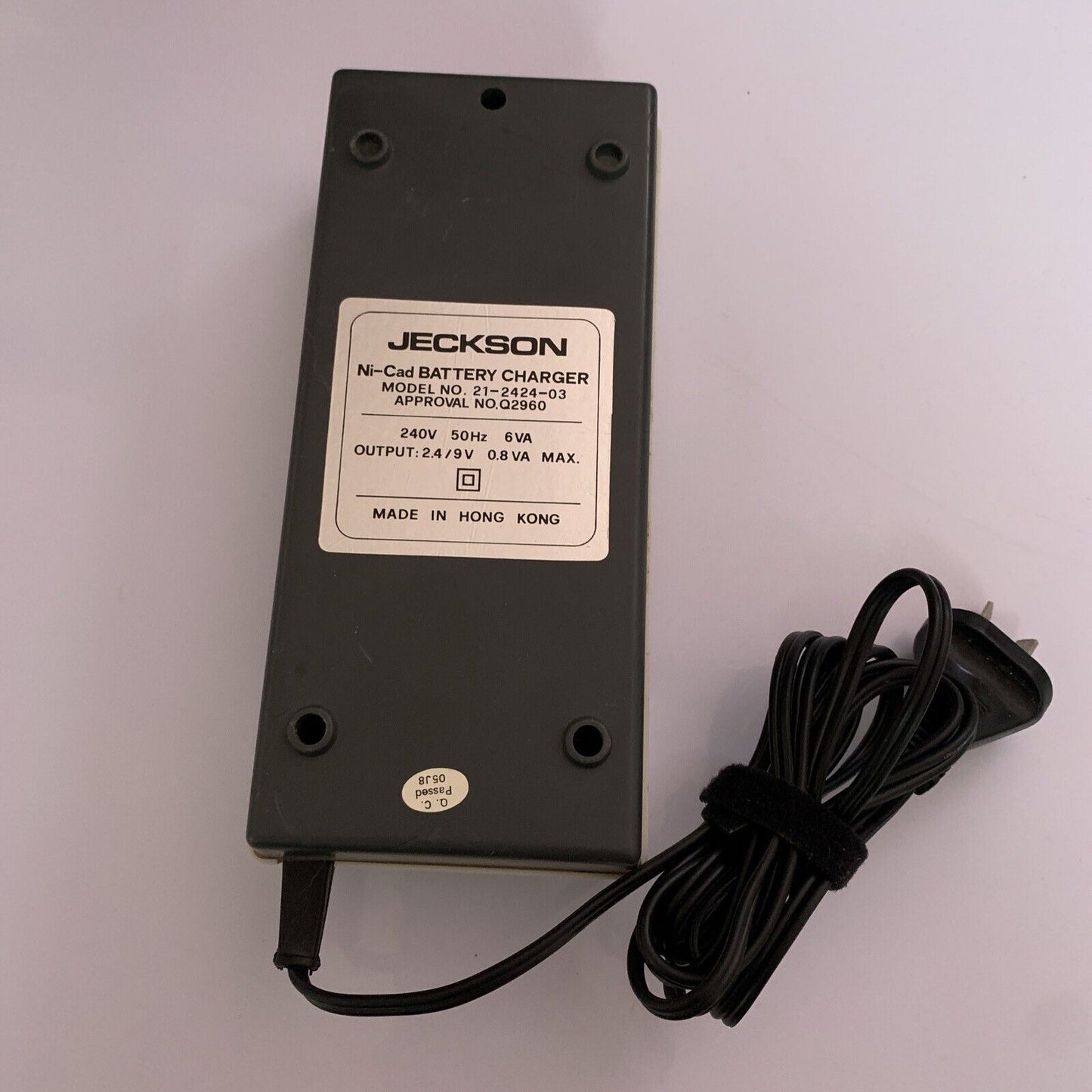 Nickel Cadmium Battery Charger Jeckson  AA AAA C D 9V   21-2424-03
