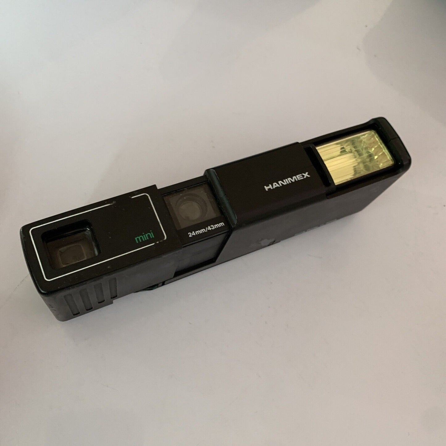 Hanimex Mini 110 Electronic Flash Mini110EF FIlm Camera*For Parts Or Not Working