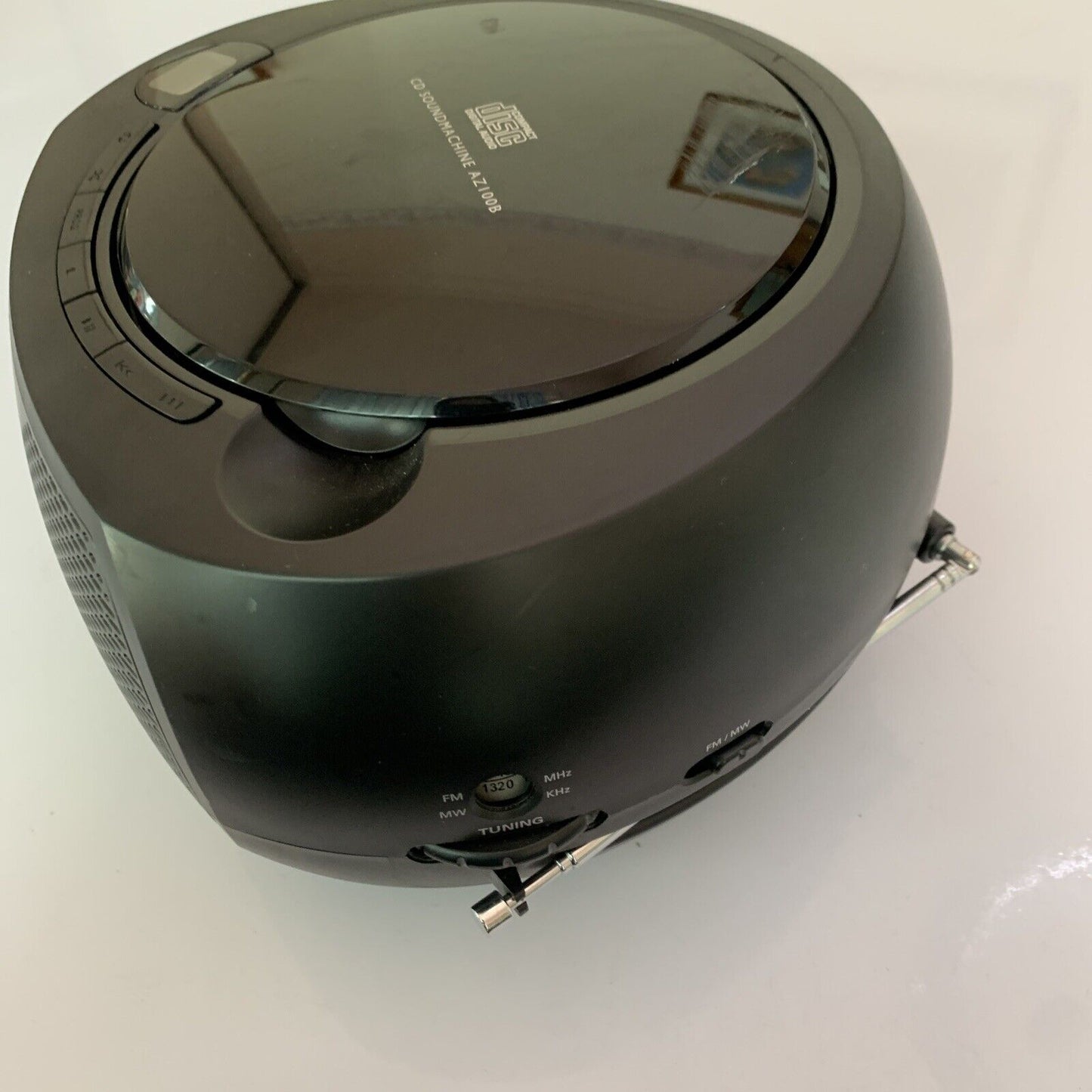 Philips CD Sound Machine AM/FM Radio AZ100B
