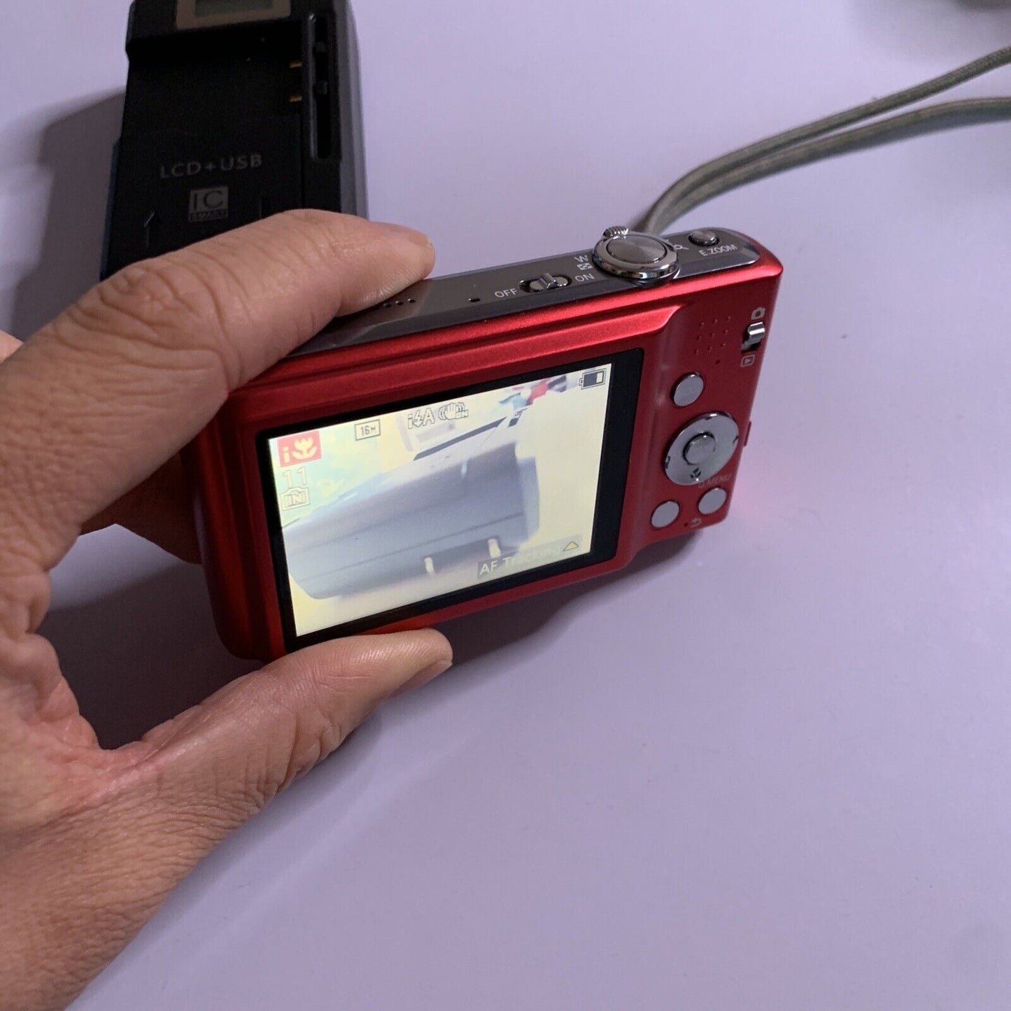 Panasonic Lumix DMC-FH25 Digital Camera 8x Optical Zoom 16.1 MP 4GB SD Card