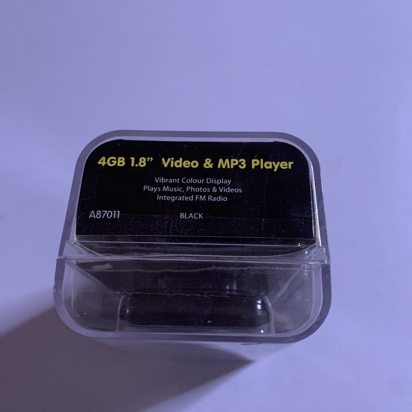 Dick Smith 4GB 1.8" Video & MP3 Player Black with Built in FM Radio NEW