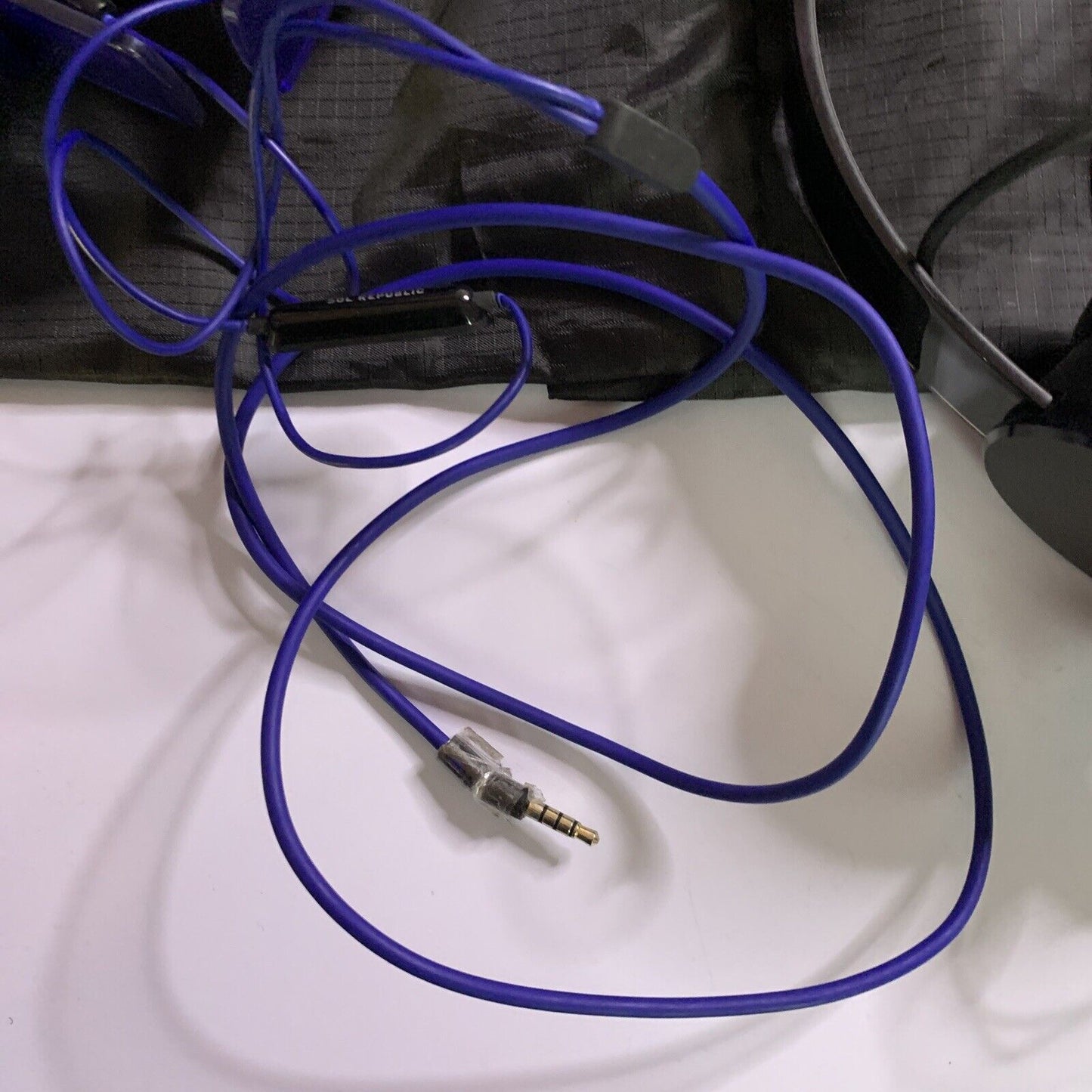 2x Sol Republic Tracks HD V10 Headphones 3.5mm Plug