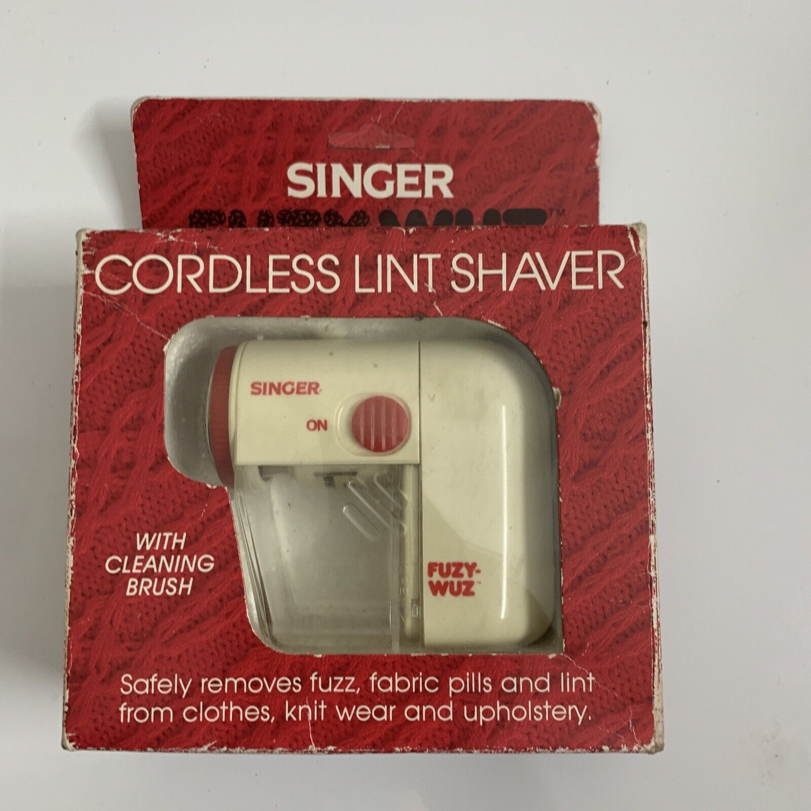 Fuzz Shaver Mini Razor Vintage Singer Fuzy Fuzzy Wuz Cordless Lint Shaver 1987 Fuzz Remover S ...