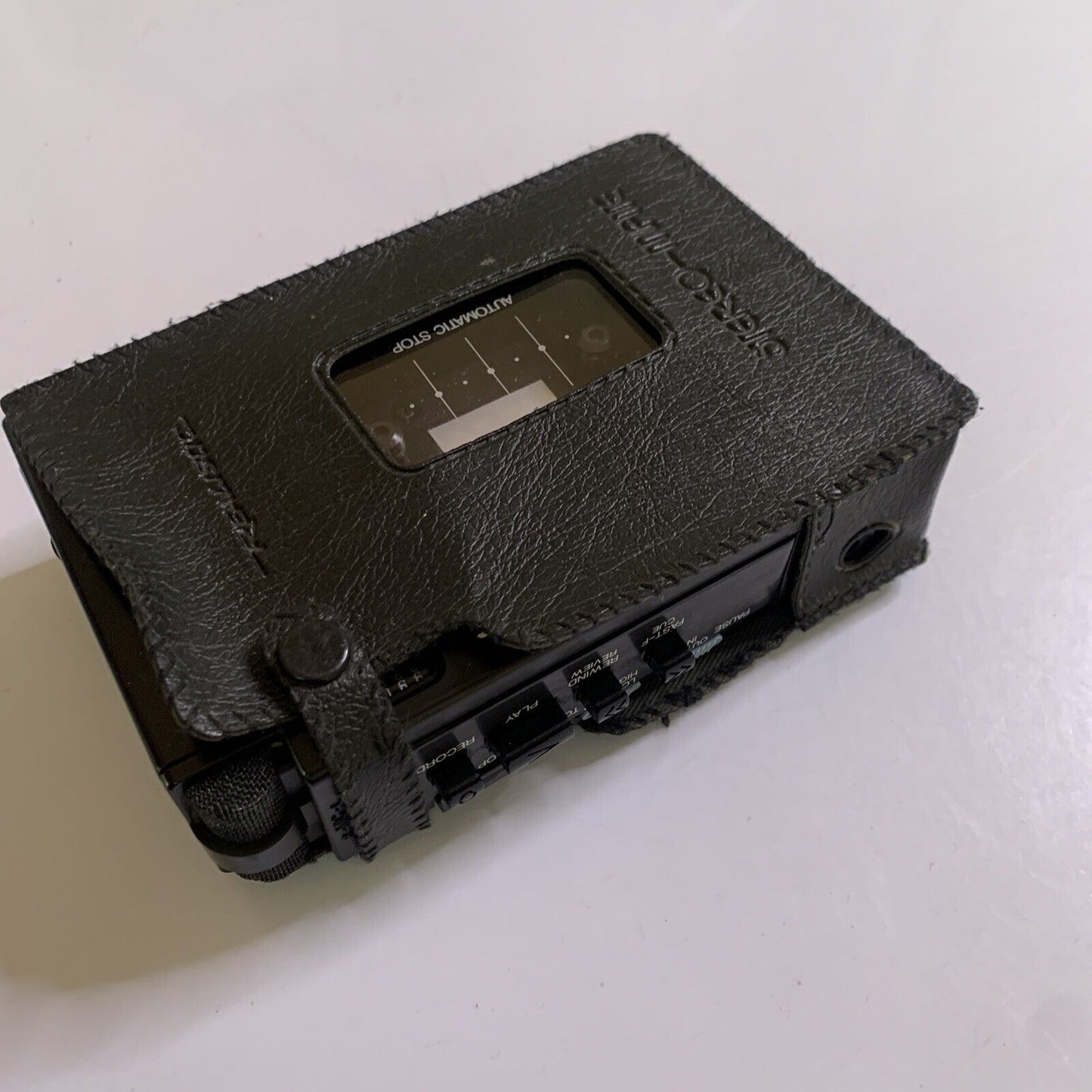 Realistic Stereo Cassette Player & Recorder SCP-29 with Built-in Microphone