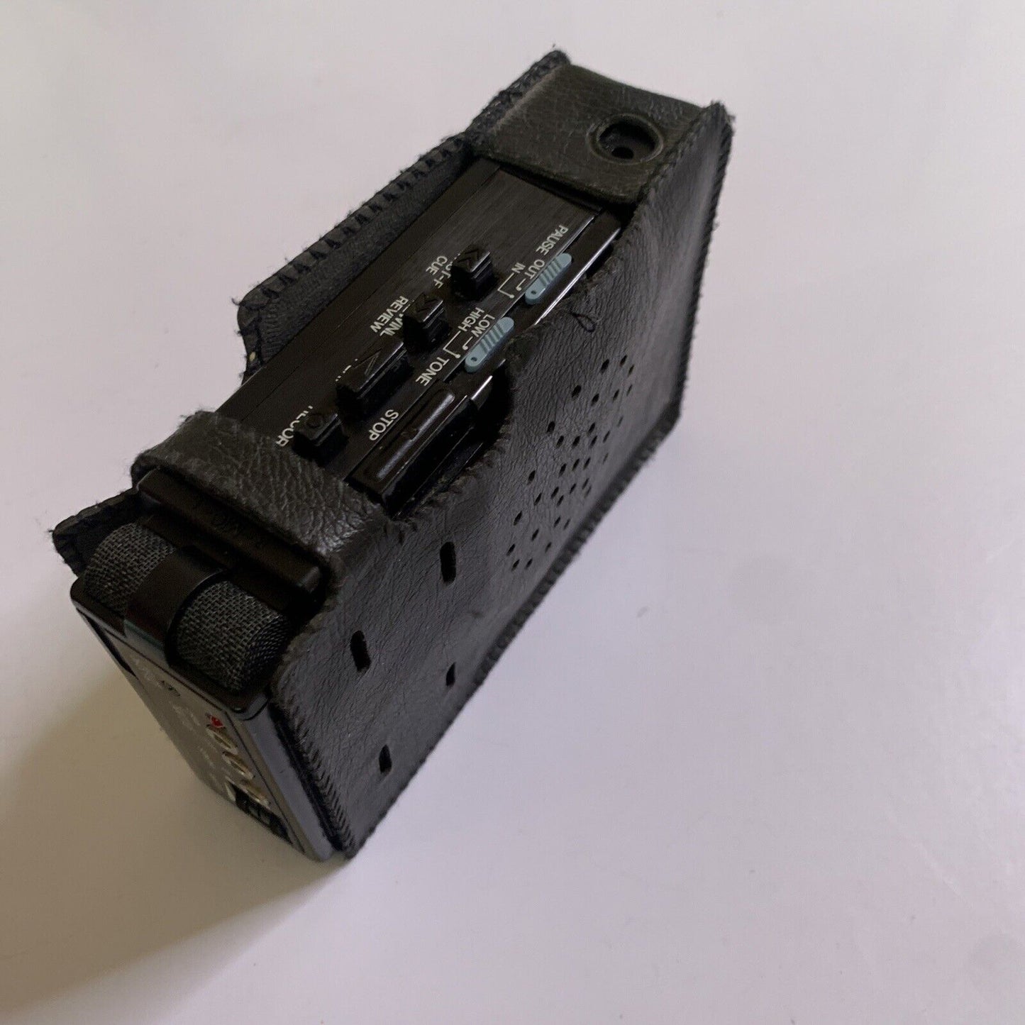 Realistic Stereo Cassette Player & Recorder SCP-29 with Built-in Microphone