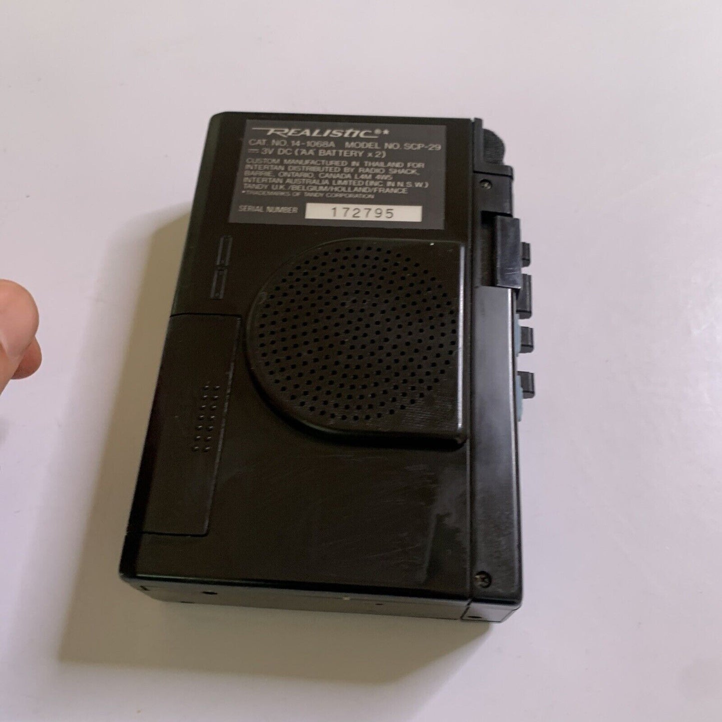 Realistic Stereo Cassette Player & Recorder SCP-29 with Built-in Microphone
