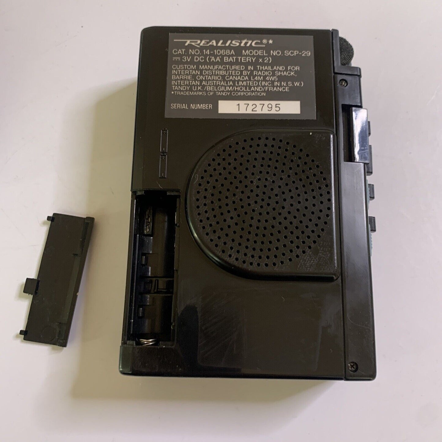 Realistic Stereo Cassette Player & Recorder SCP-29 with Built-in Microphone