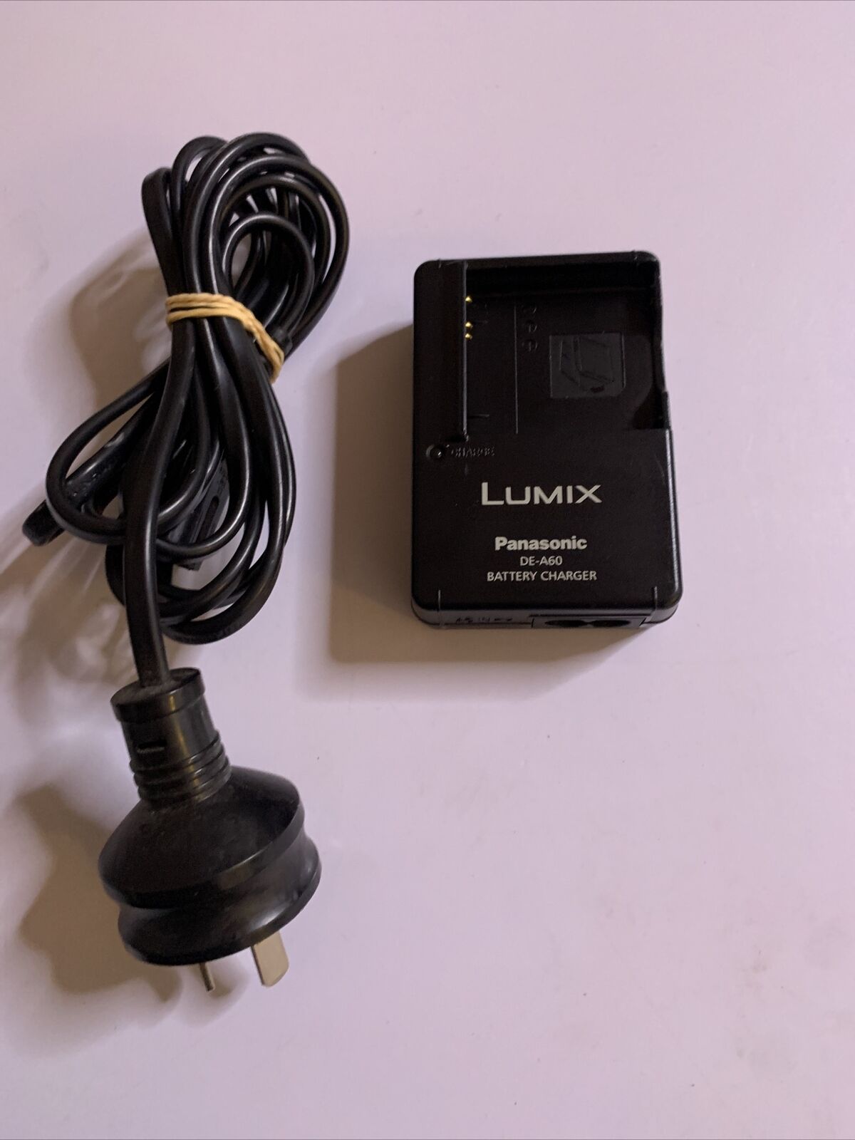 Panasonic Lumix DE-A60 Battery Charger - Genuine Tested Working