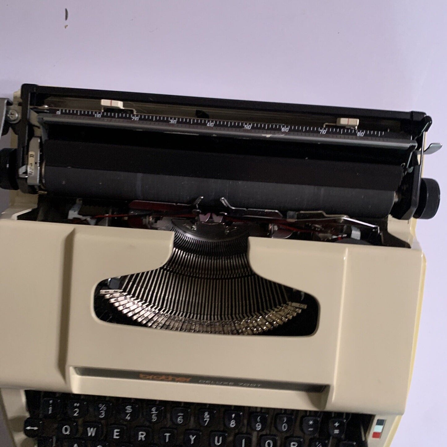 Brother Deluxe 700T Portable Typewriter Made in Japan