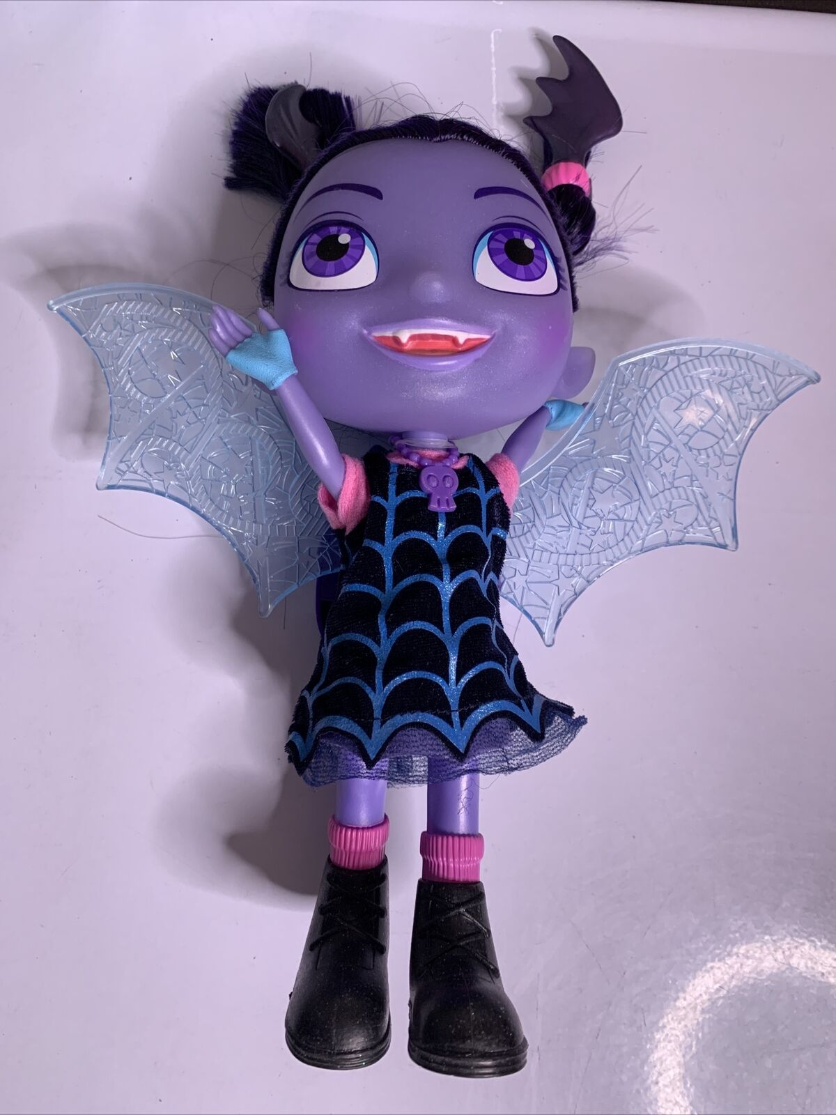 Disney Vampirina Bat-tastic Talking Vampirina Wolfie 28cm Doll Figure