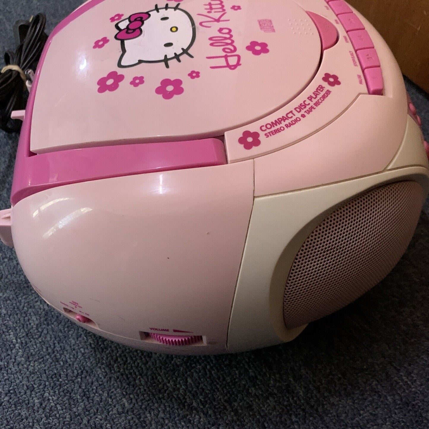 Hello Kitty Boombox CD Tape Radio Player Recorder KT2028A *Tape Not Working