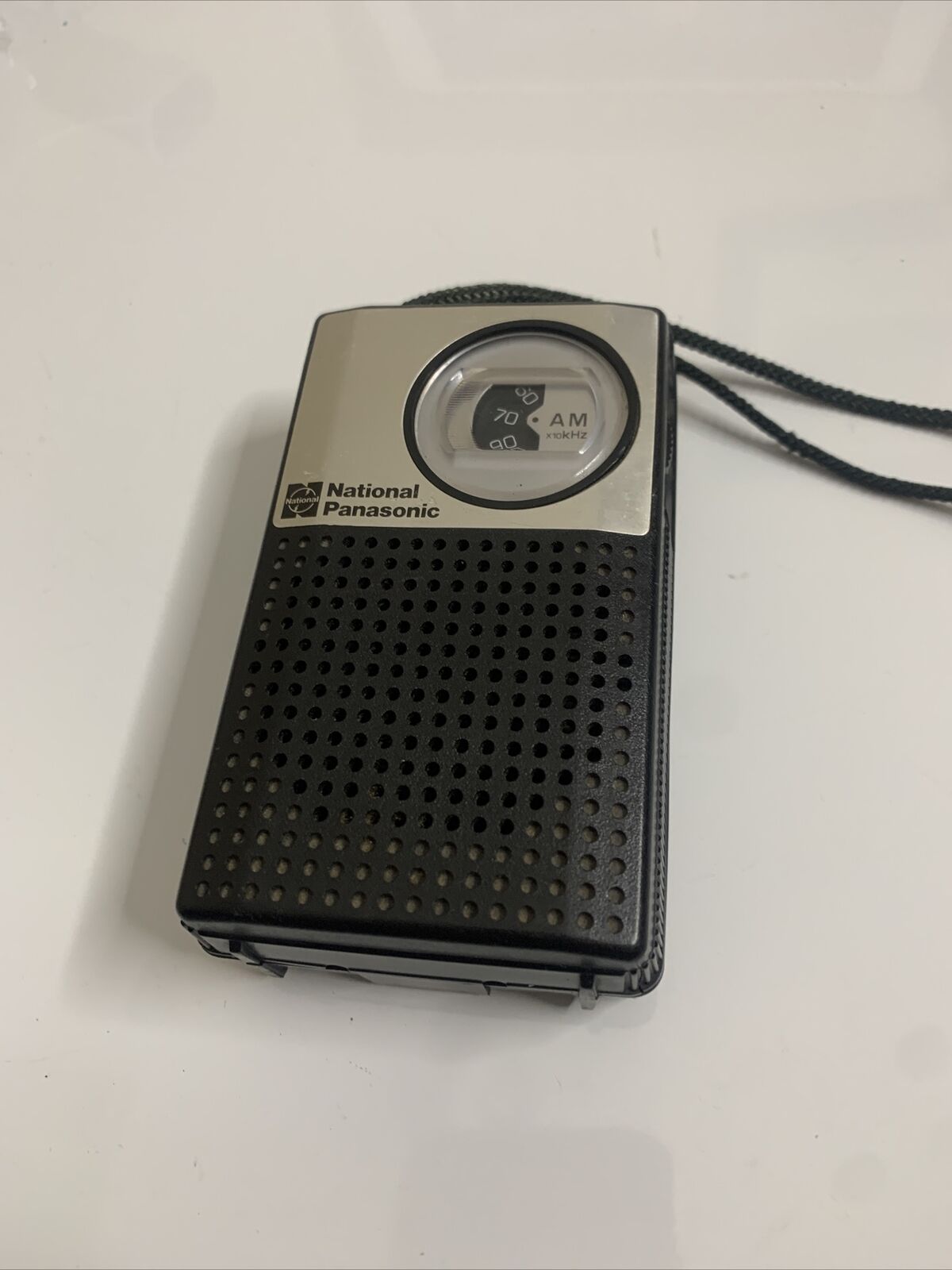 National Panasonic Portable Radio E-1018 1970s