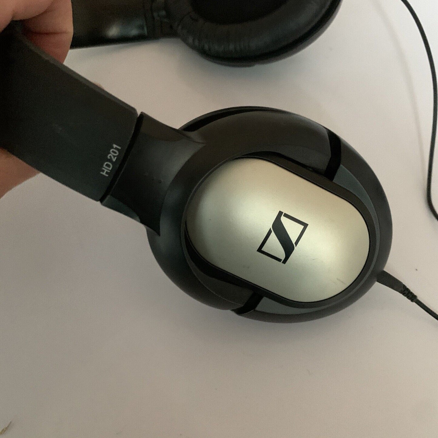 Sennheiser HD201 Headphones *Sound Working But broken from headband