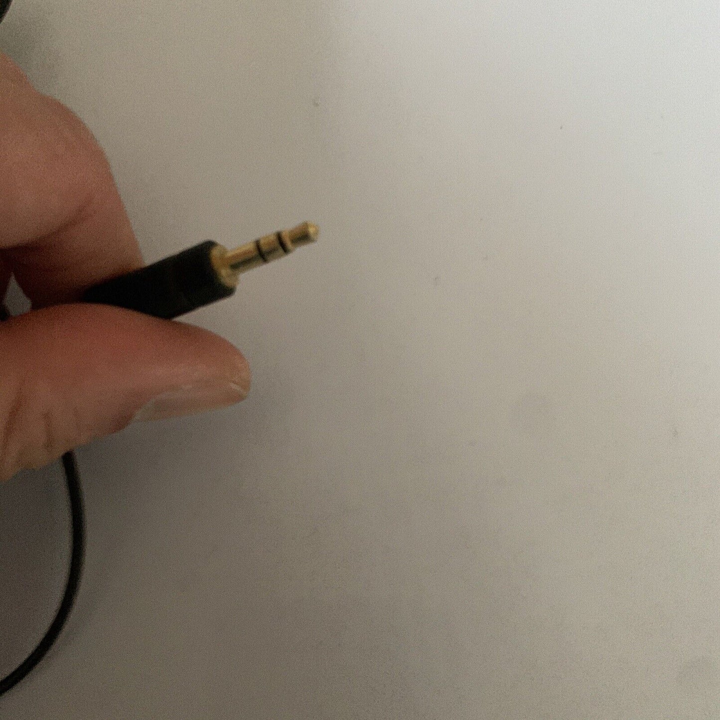 Sennheiser HD201 Headphones *Sound Working But broken from headband