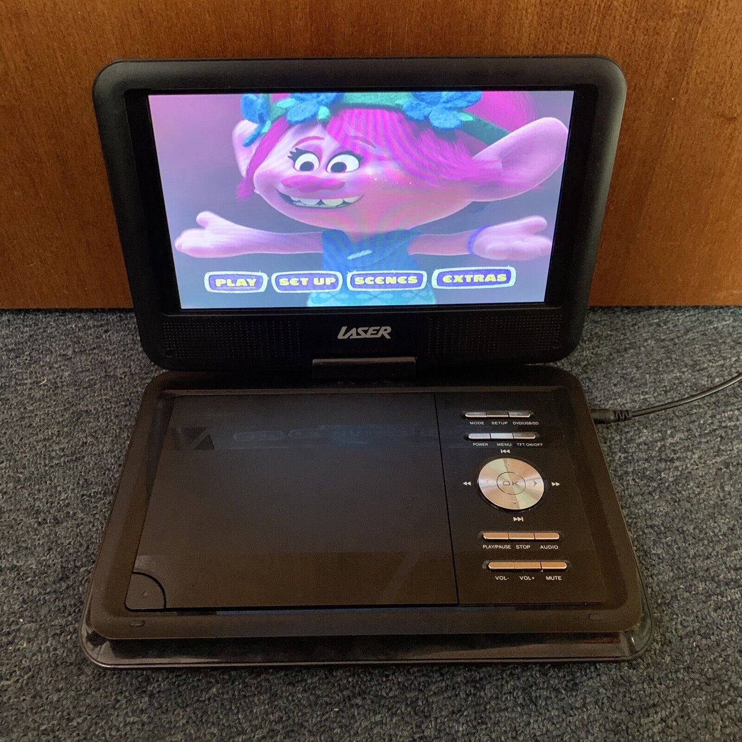 Laser DVD-PT-9C Portable 9" DVD Player All Regions