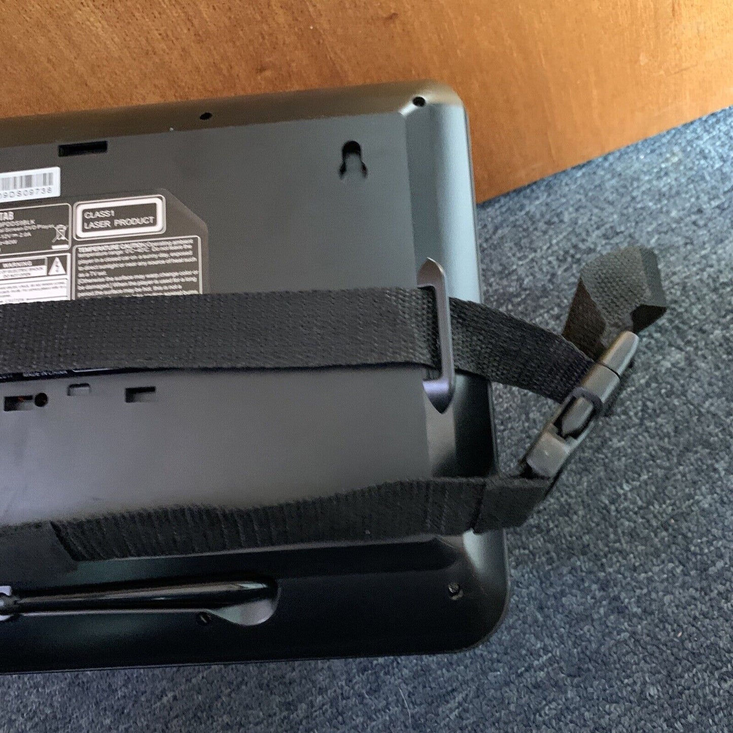 Protab Portable 9” DVD Player Rechargeable PTBPDDS9BLK Region 4