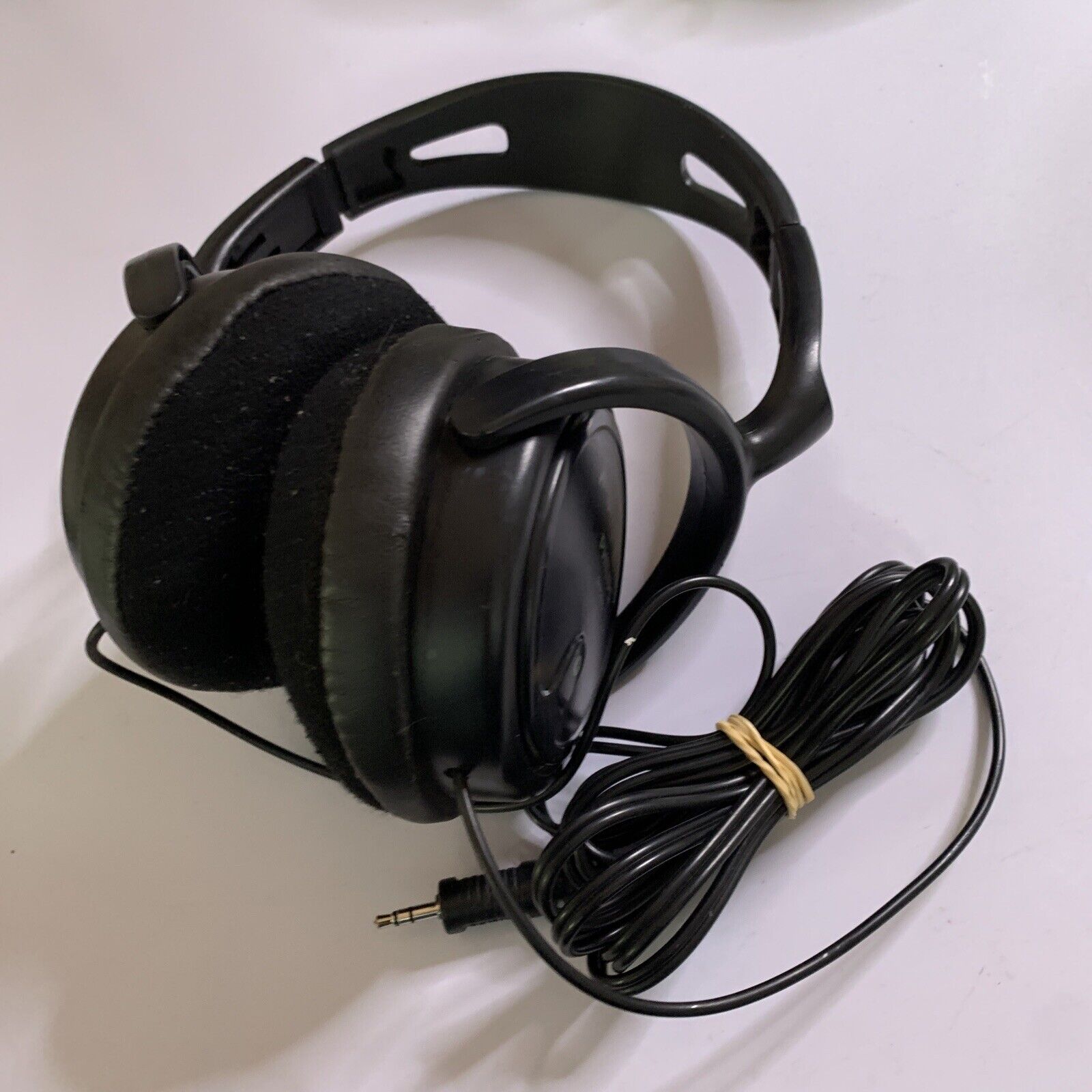 Philips SHP2000 Headphones 3.5mm Wired – Retro Unit