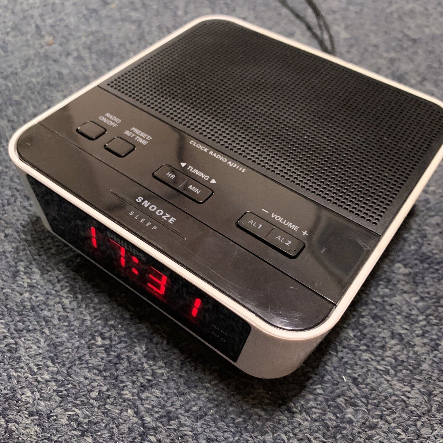 Philips Clock AM/FM Radio AJ3115 Retro Unit