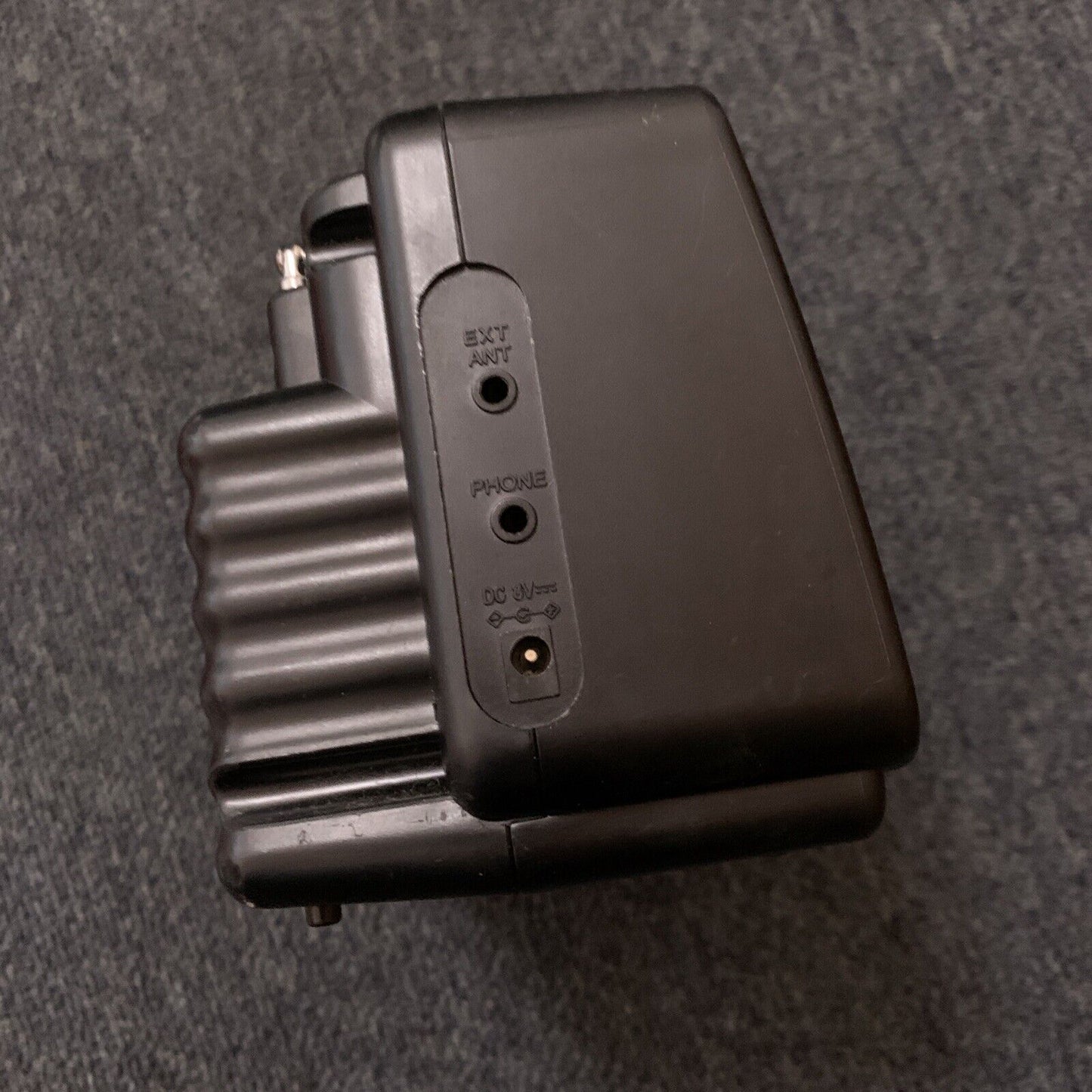 Vintage Casio Clock TV AM FM Radio LCD Colour Television Analog AV-100 Retro