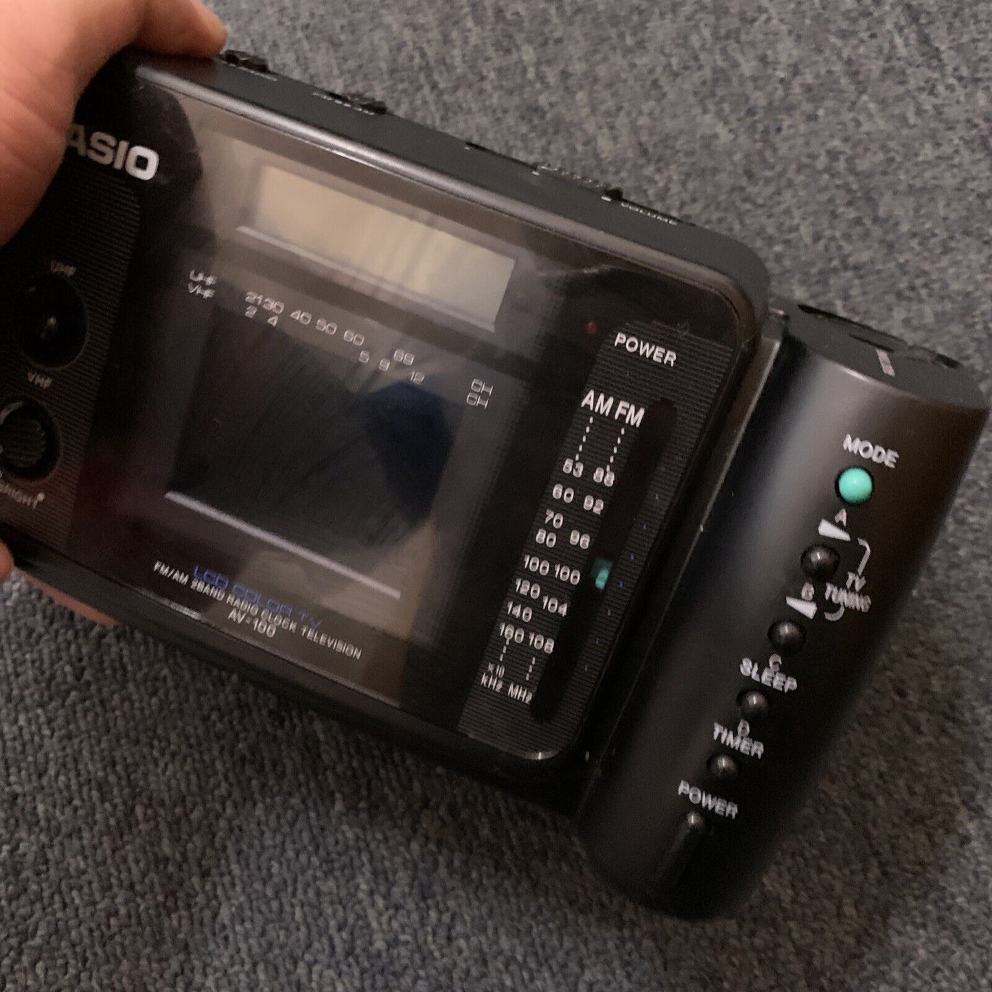 Vintage Casio Clock TV AM FM Radio LCD Colour Television Analog AV-100 Retro