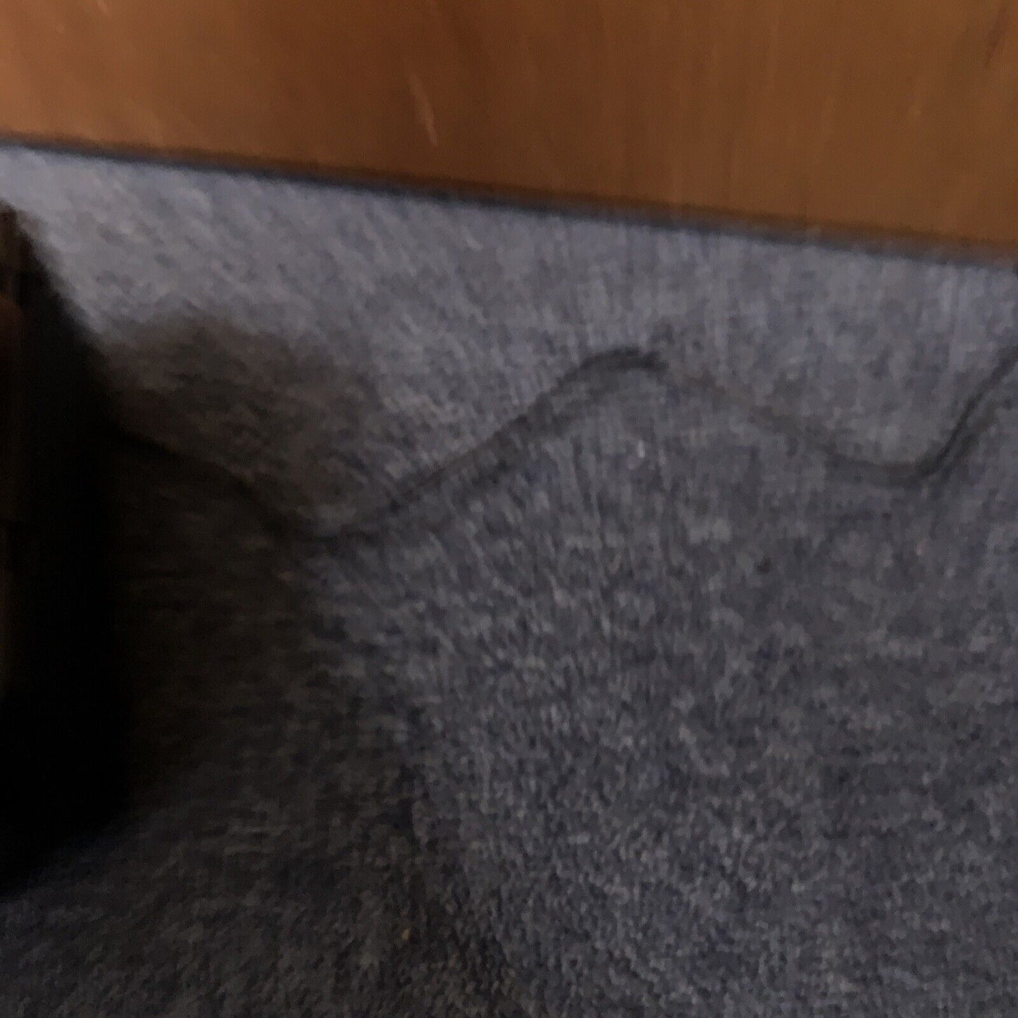 Vintage Casio Clock TV AM FM Radio LCD Colour Television Analog AV-100 Retro