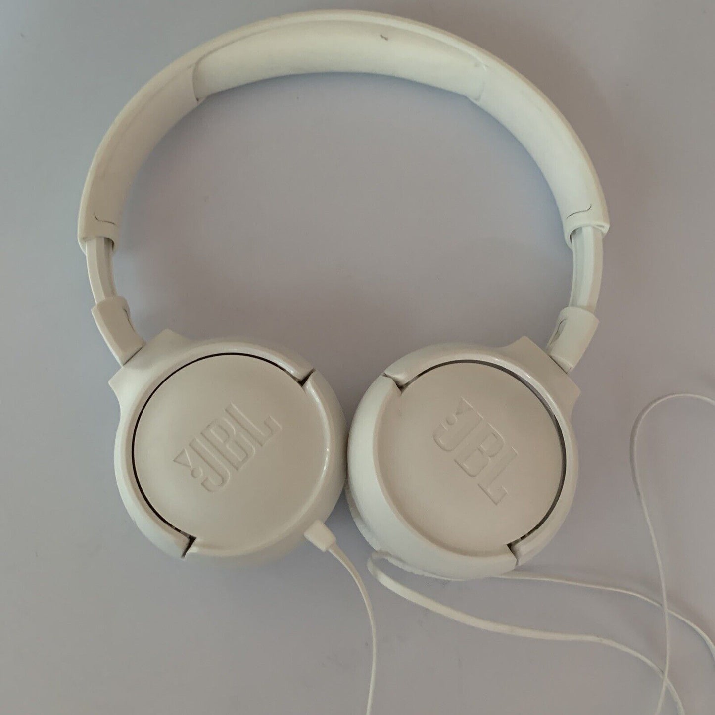 JBL Tune 500 Wired On Ear Headphones Foldable 3.5mm Jack White