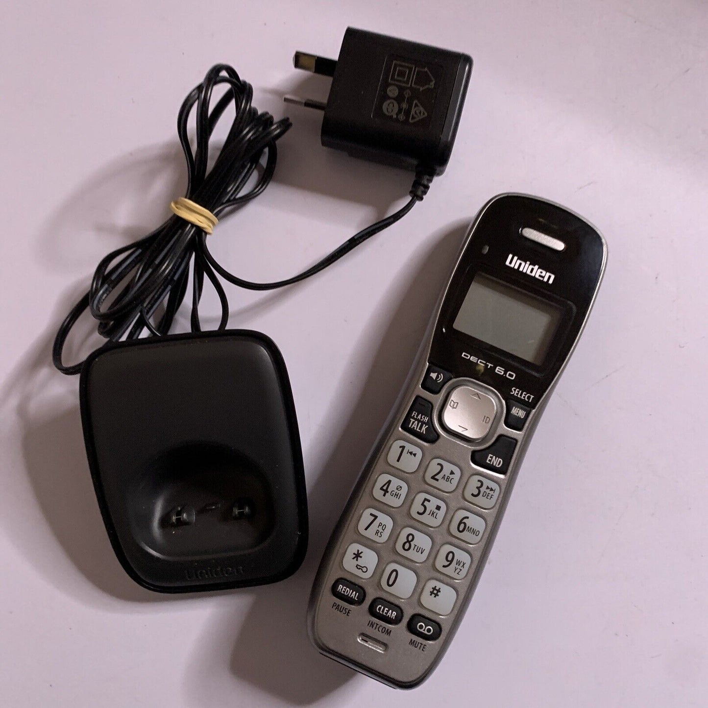 Uniden DECT 1735 Extension Charger & Handset AAD-600S(R) Power supply