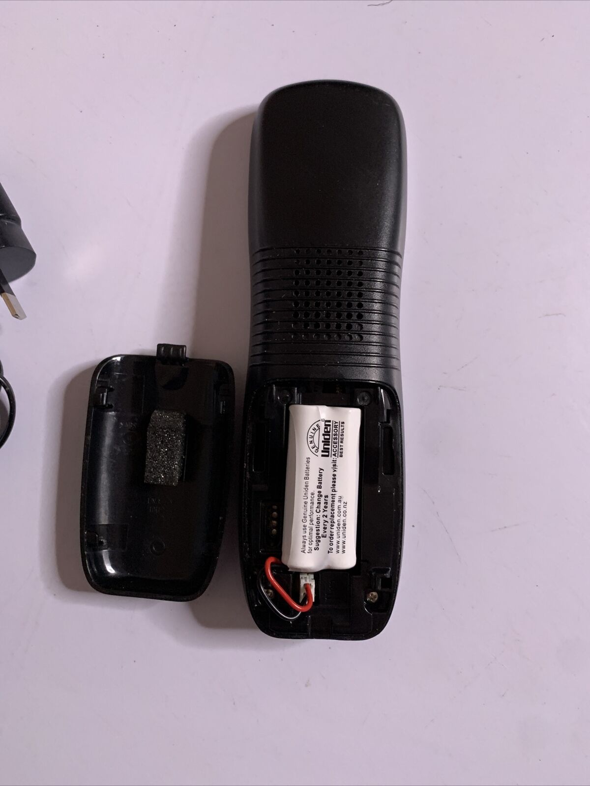 Uniden DECT 1735 Extension Charger & Handset AAD-600S(R) Power supply ...