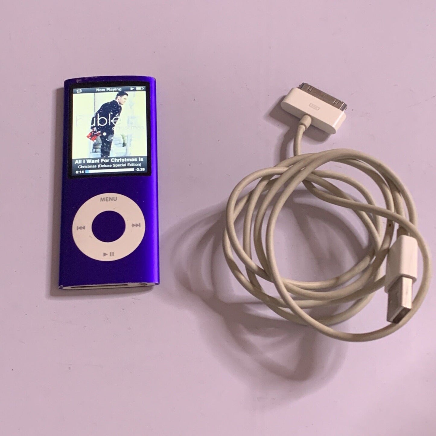 Apple iPod Nano 4th Generation Purple 8GB (A1285)