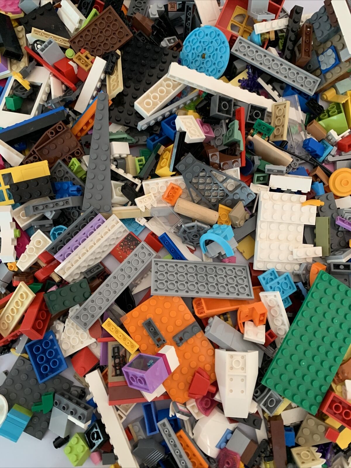 Lego Bulk Lot Genuine Large And Small Pieces Friends Tecnhic Various C lego-bulk-lot-genuine-large-and-small-pieces-friends-tecnhic-various-c