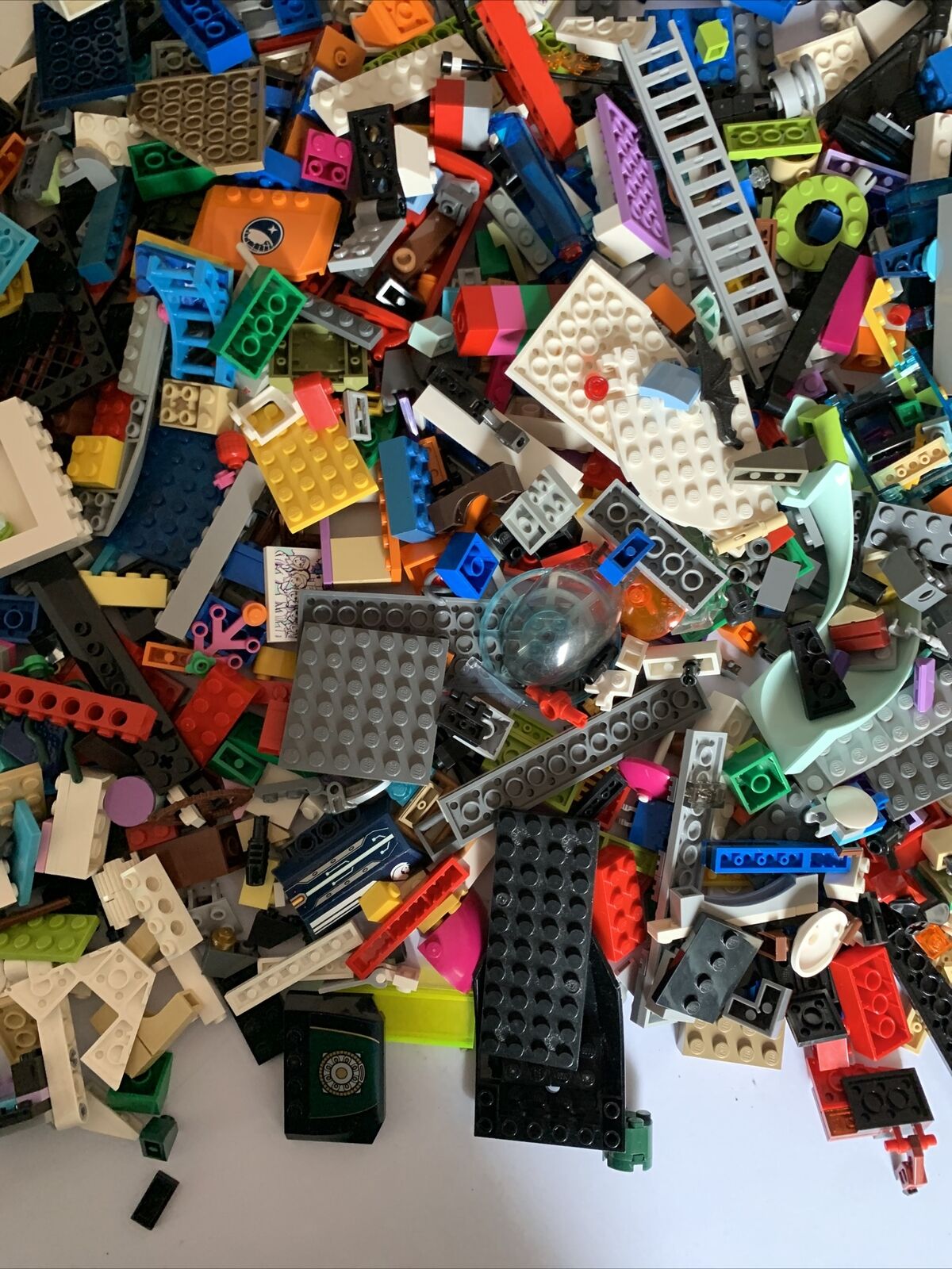 Lego Bulk Lot Technic Friends Marvel Genuine Variety Pieces 1.91kg