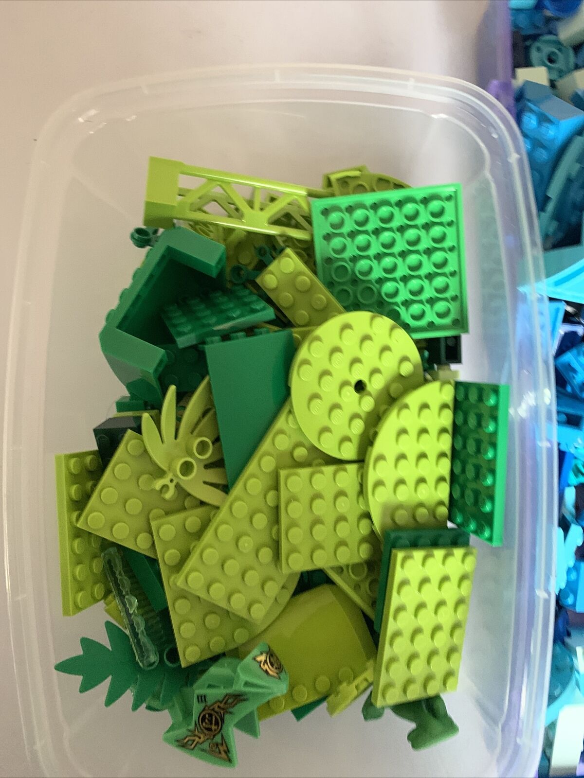 Lego Bulk lot Blue & Green Genuine Pieces 640g