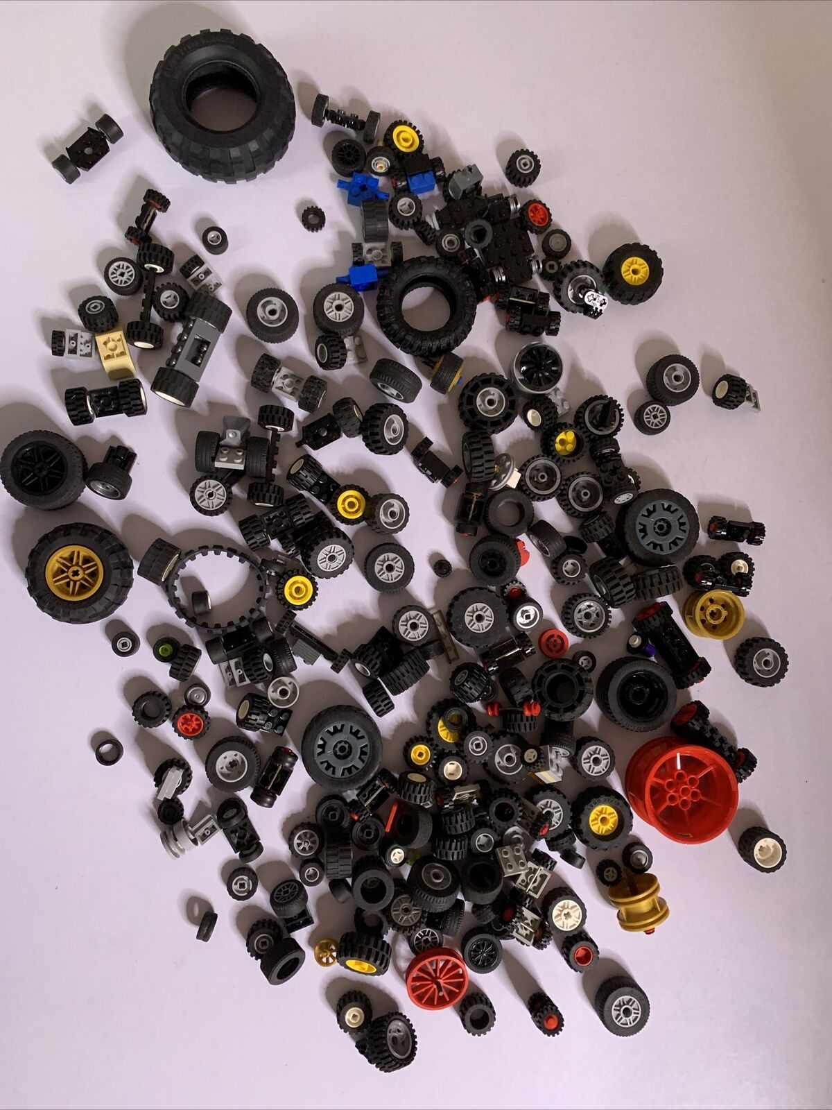 Lego Bulk Set Technic Wheels Genuine 930g