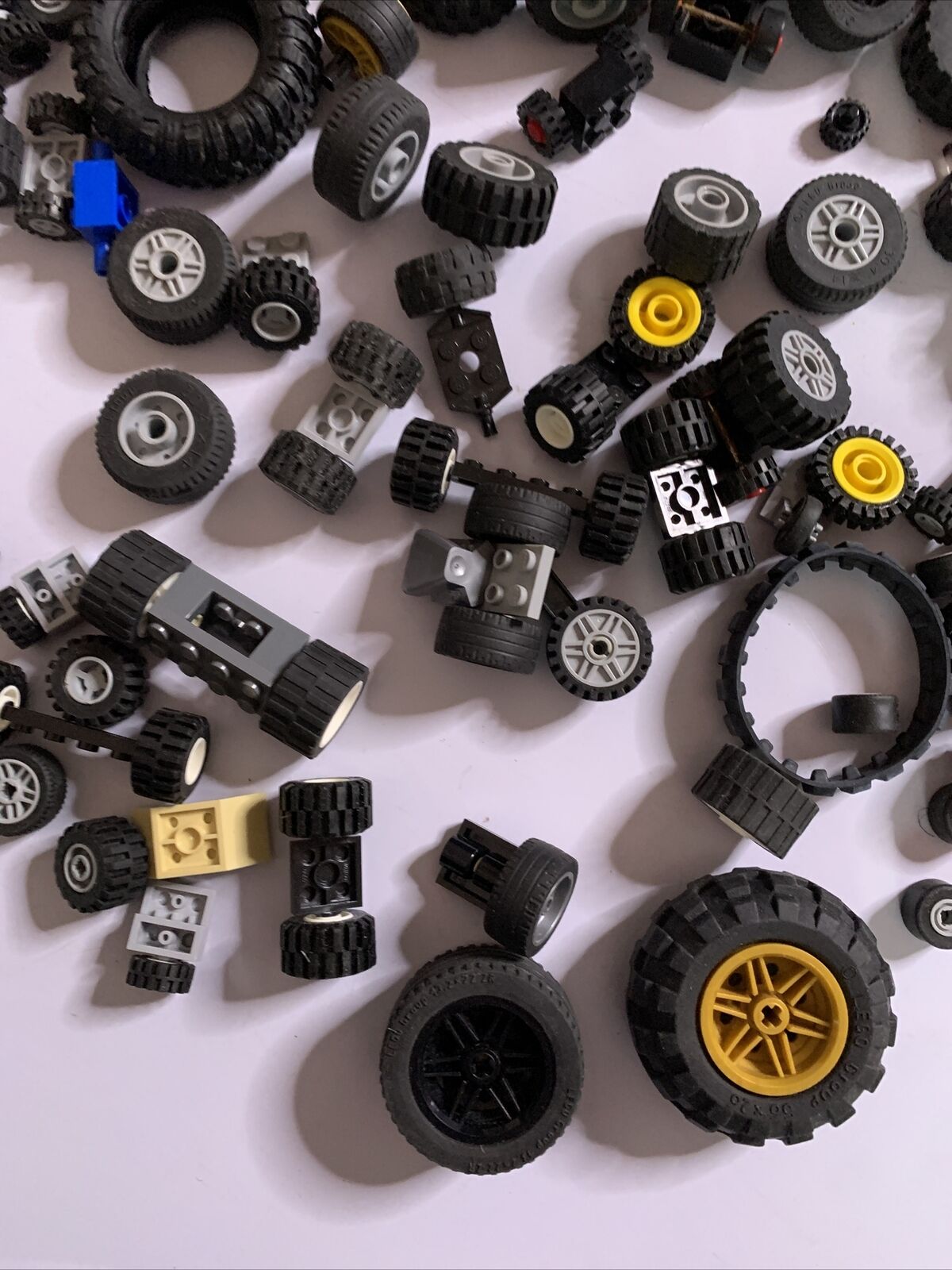 Lego Bulk Set Technic Wheels Genuine 930g